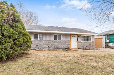 W_1902_Stetson_Rd-116
