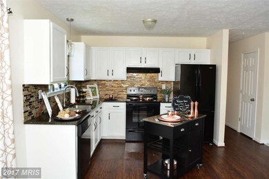 22463 Sara Ct, Great Mills, MD 20634 - photo 3