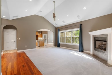 15 Hallock Dr, Bella Vista, AR 72714 - photo 4