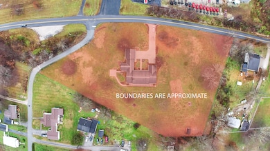 305 Lynn Camp School Rd, Corbin, KY 40701 - photo 4