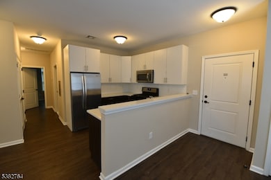195 W Scott Ave unit 205, Rahway, NJ 07065 - photo 6