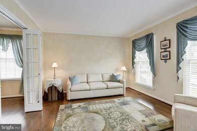 7623 Zoei Dr, Rosedale, MD 21237 - photo 3