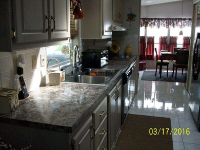 GALLEY KITCHEN