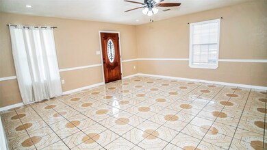 7659 Southern St, Houston, TX 77087 - photo 3