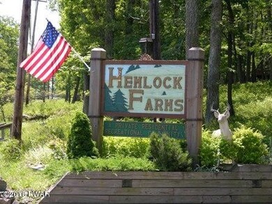 611 Forest Dr, Blooming Grove, PA 18428 - photo 2