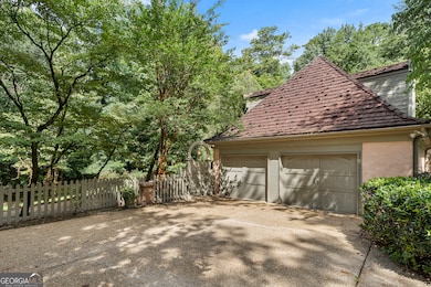 6320 Riverside Dr, Atlanta, GA 30328 - photo 3