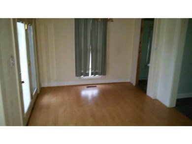 323 Maple St, Tipton, IN 46072 - photo 6