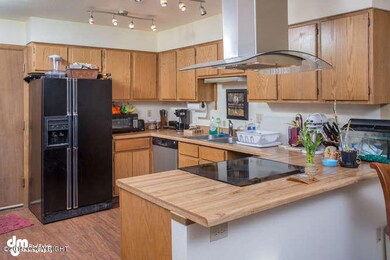 7024 Cape Lisburne Loop-small-006-Kitche