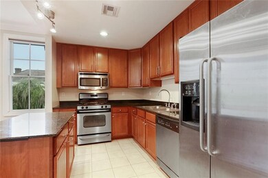 2415 Magazine St unit C, New Orleans, LA 70130 - photo 4