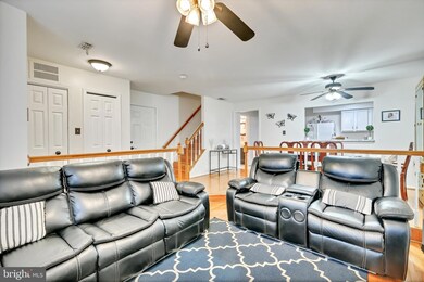 4063 Chetham Way, Woodbridge, VA 22192 - photo 2