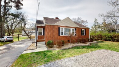 1108 S Brittain St, Shelbyville, TN 37160 - photo 2