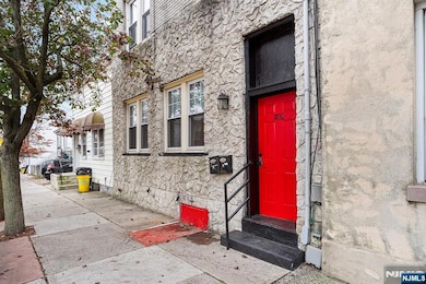 402 Cliff St, Fairview, NJ 07022 - photo 4