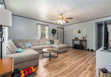 420 Throckmorton St, Weatherford, TX 76086 - photo 3