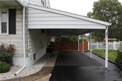 1347 Crestwood Rd, Bethlehem, PA 18018 - photo 3