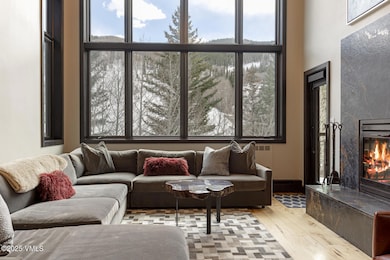 Highlands Lodge 402 MLS-10