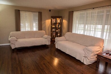 745 N Broad St, Griffith, IN 46319 - photo 3