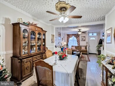 719 E Philadelphia St, York, PA 17403 - photo 5