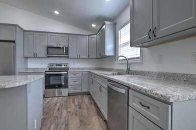 5100 Old Stage Rd-9