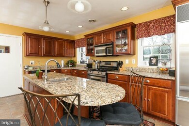 5432 Springlake Way, Baltimore, MD 21212 - photo 2