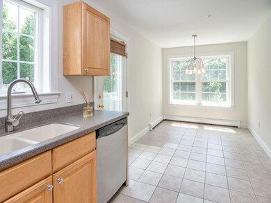Eat-in kitchen