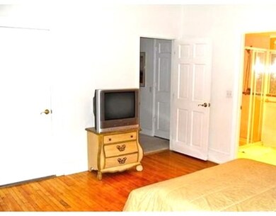 402 Putnam Ave unit 1st, Cambridge, MA 02139 - photo 5