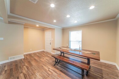 1804 Lincolnshire Dr, Bedford, TX 76021 - photo 5