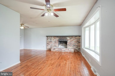 25 Hayes Ave, Westville, NJ 08093 - photo 5