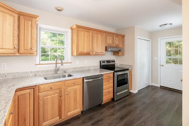 27 Goodhue Rd, Boscawen, NH 03303 - photo 7