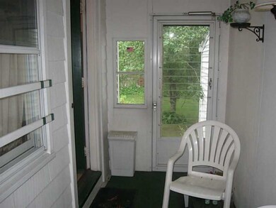 102 Baywood St, Warwick, RI 02886 - photo 5