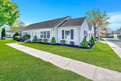 495 Newport Way unit B, Monroe Township, NJ 08831 - photo 2