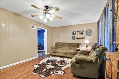 11613 W 69th St, Shawnee, KS 66203 - photo 4