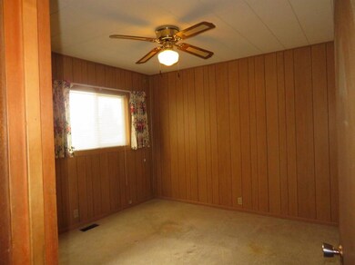 1843 Oregon Ave, Klamath Falls, OR 97601 - photo 6