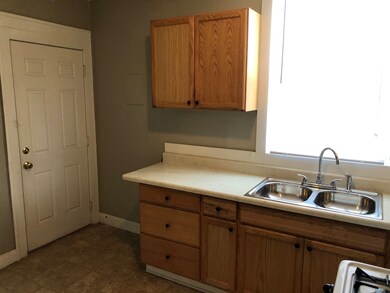 937 N Gladstone Ave, Indianapolis, IN 46201 - photo 6