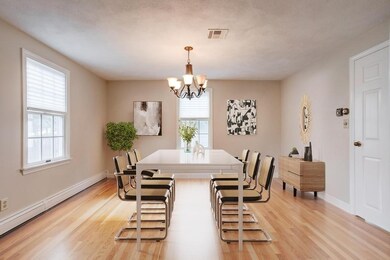 10 Everett St unit B, Wellesley, MA 02482 - photo 2