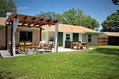 2925 Highgate Ln, Bedford, TX 76021 - photo 4