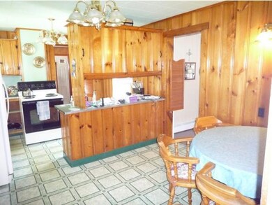 112 Summer St, Lancaster, NH 03584 - photo 6