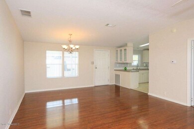 7517 Cedar Bark - Snug Harbor - Dining -