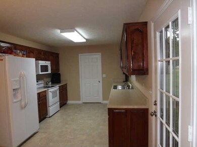 2005 2nd Ave, Manchester, TN 37355 - photo 4