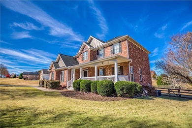 1252 White Columns Dr, Monroe, GA 30656 - photo 4