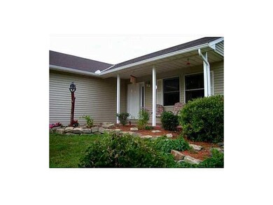 Patio/Deck. Enjoy a cool glass of iced tea on the 