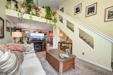 6641 Dunsdin Dr, Plainfield, IN 46168 - photo 4