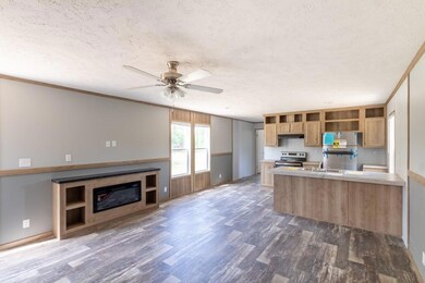 700 Sun Ct, Granbury, TX 76049 - photo 6