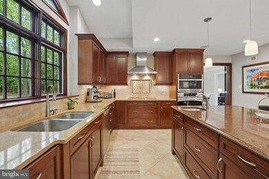 1253 Rowland Dr, Herndon, VA 20170 - photo 5