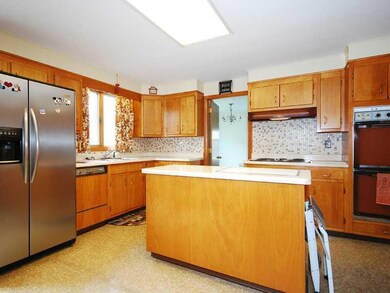 51 Hillis St, Portland, ME 04103 - photo 4