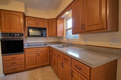 Kitchen 4