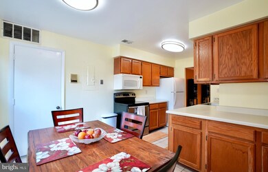 19905 Appledowre Cir unit 283, Germantown, MD 20876 - photo 7