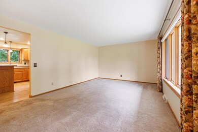 1578 N Sky Line Dr, Stevens Point, WI 54482 - photo 3