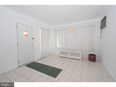 704 W Cobbs Creek Pkwy, Lansdowne, PA 19050 - photo 7