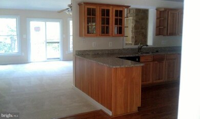 40 Placid Rd, Colonial Beach, VA 22443 - photo 2