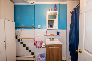 24 Parker St, Brockton, MA 02302 - photo 7